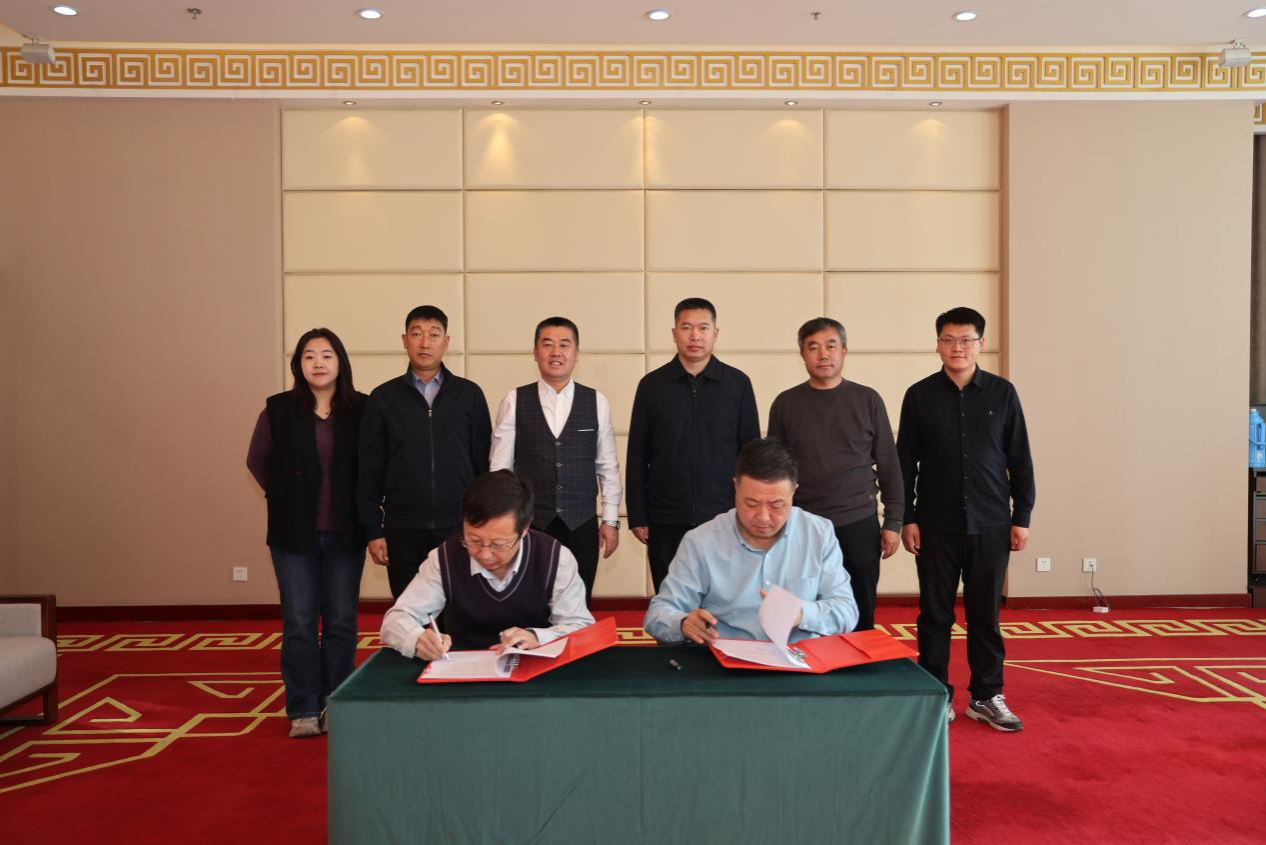 巴林右旗委常委、统战部部长张晓辉一行到beat365官网商谈合作交流