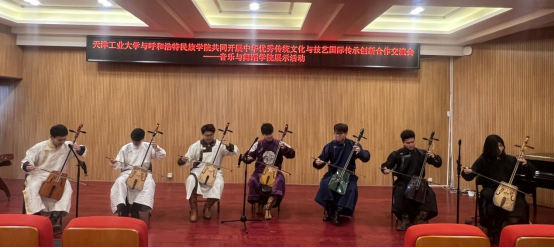 我院成功举办“天津工业大学与beat365英国官方网站共同开展中华优秀传统文化与技艺国际传承创新合作交流会”展示活动