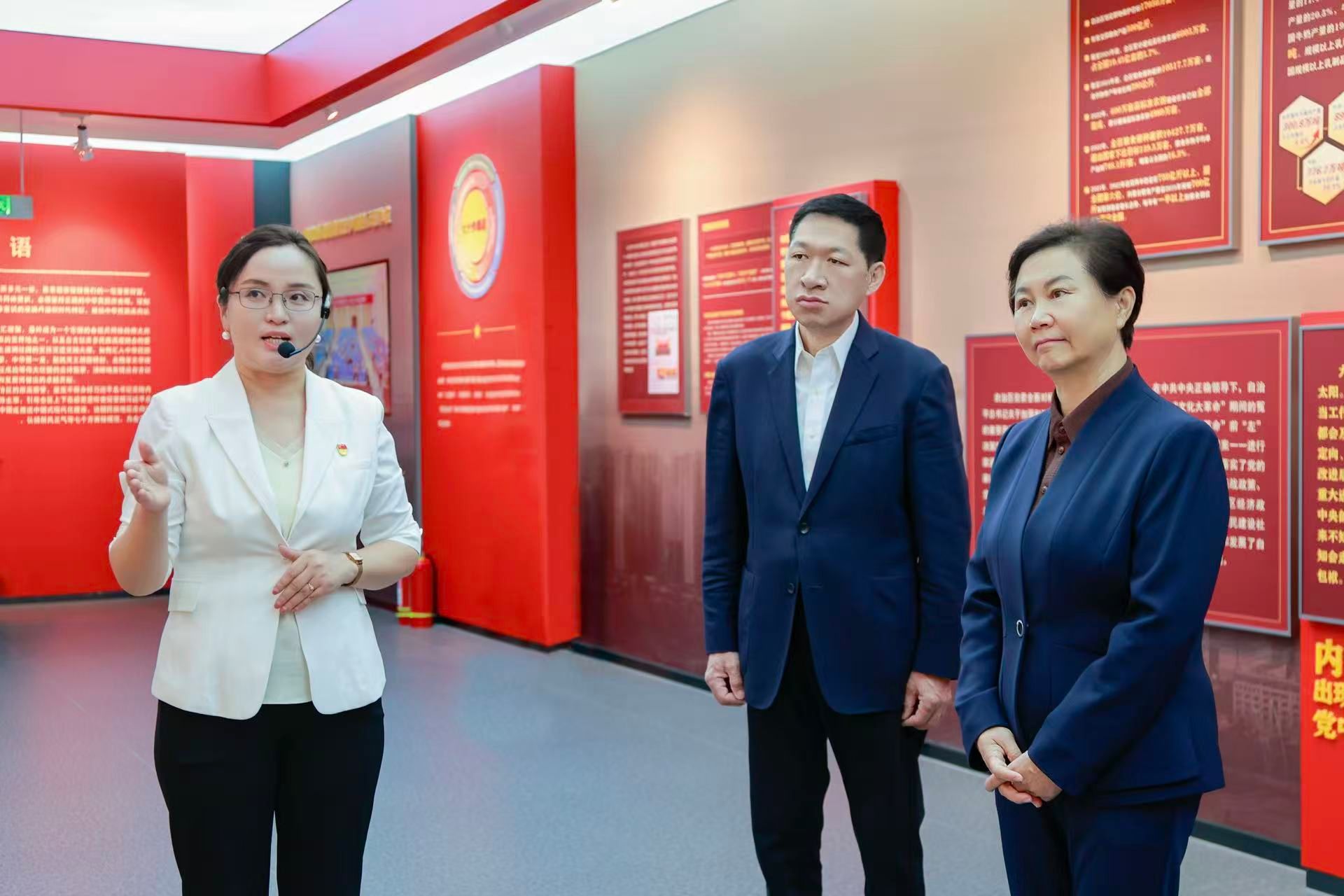 胡达古拉在beat365英国官方网站调研